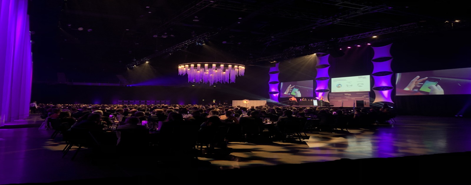 auckland dj hire av production for event in New Zealand.jpg